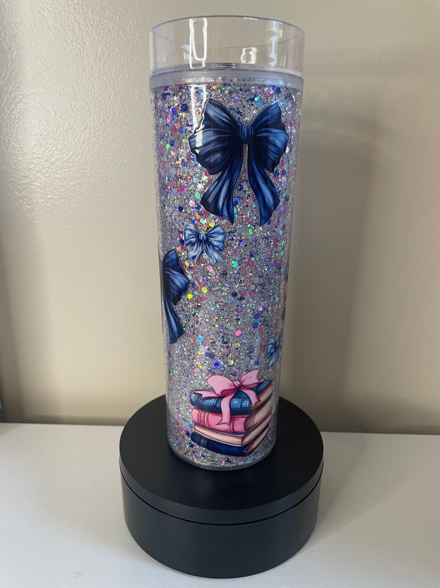 Books and Bows Slim 16oz Glitterglobe Tumbler